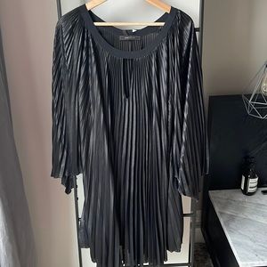 bcbg maxazria pleated dress